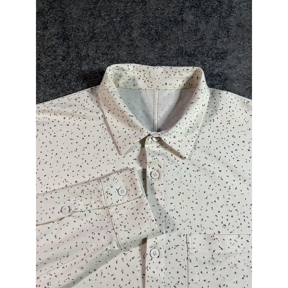 Lululemon Airing Easy Long Sleeve Button Down Shirt Mens XL Cream Speck AOP